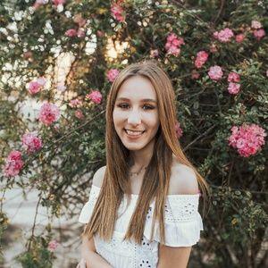 Meet your Posher, Angelle